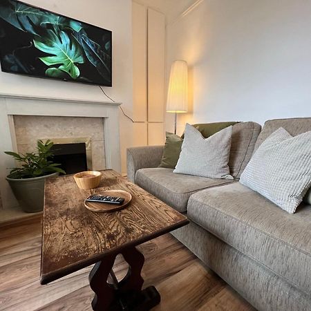 2025 Award Winner Liverpool Ivy House - 4 Bedrooms Экстерьер фото