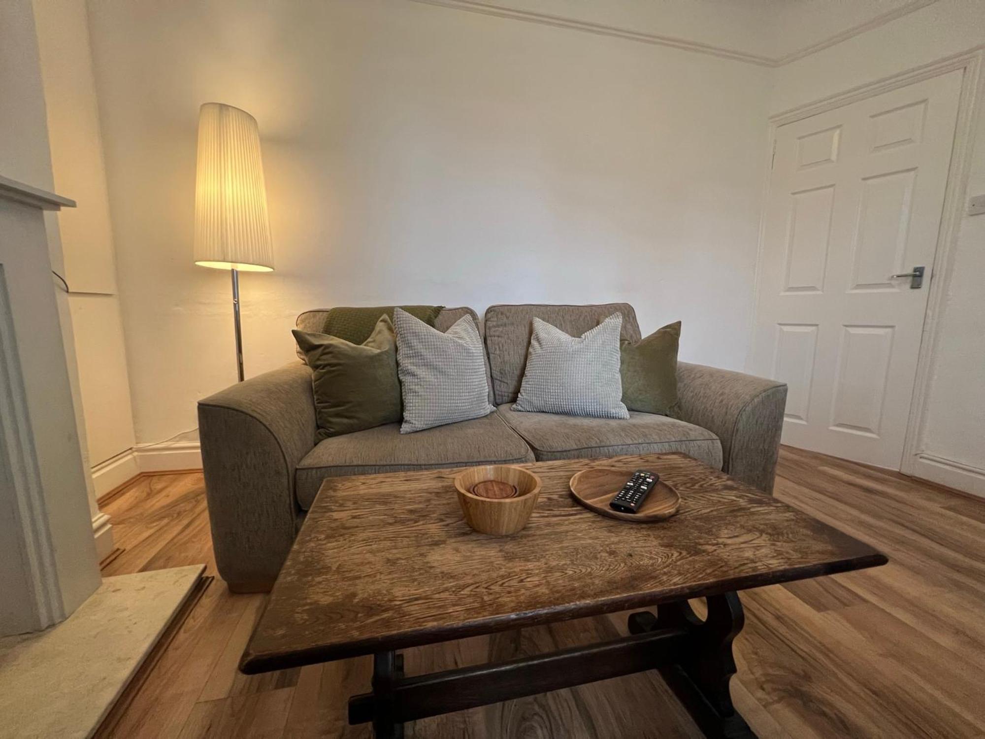 2025 Award Winner Liverpool Ivy House - 4 Bedrooms Экстерьер фото